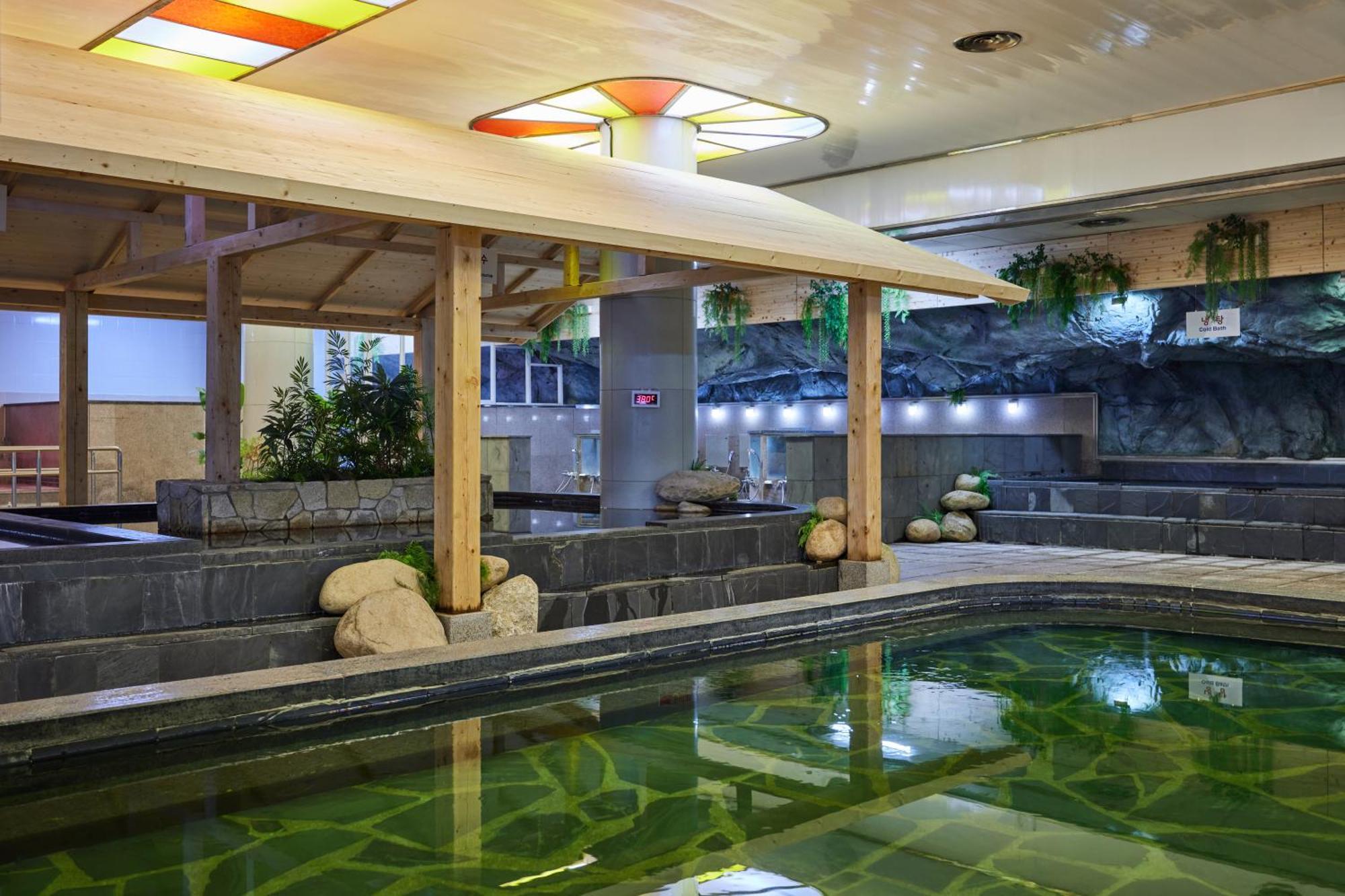 Osaek Greenyard Hotel Yangyang Exterior photo