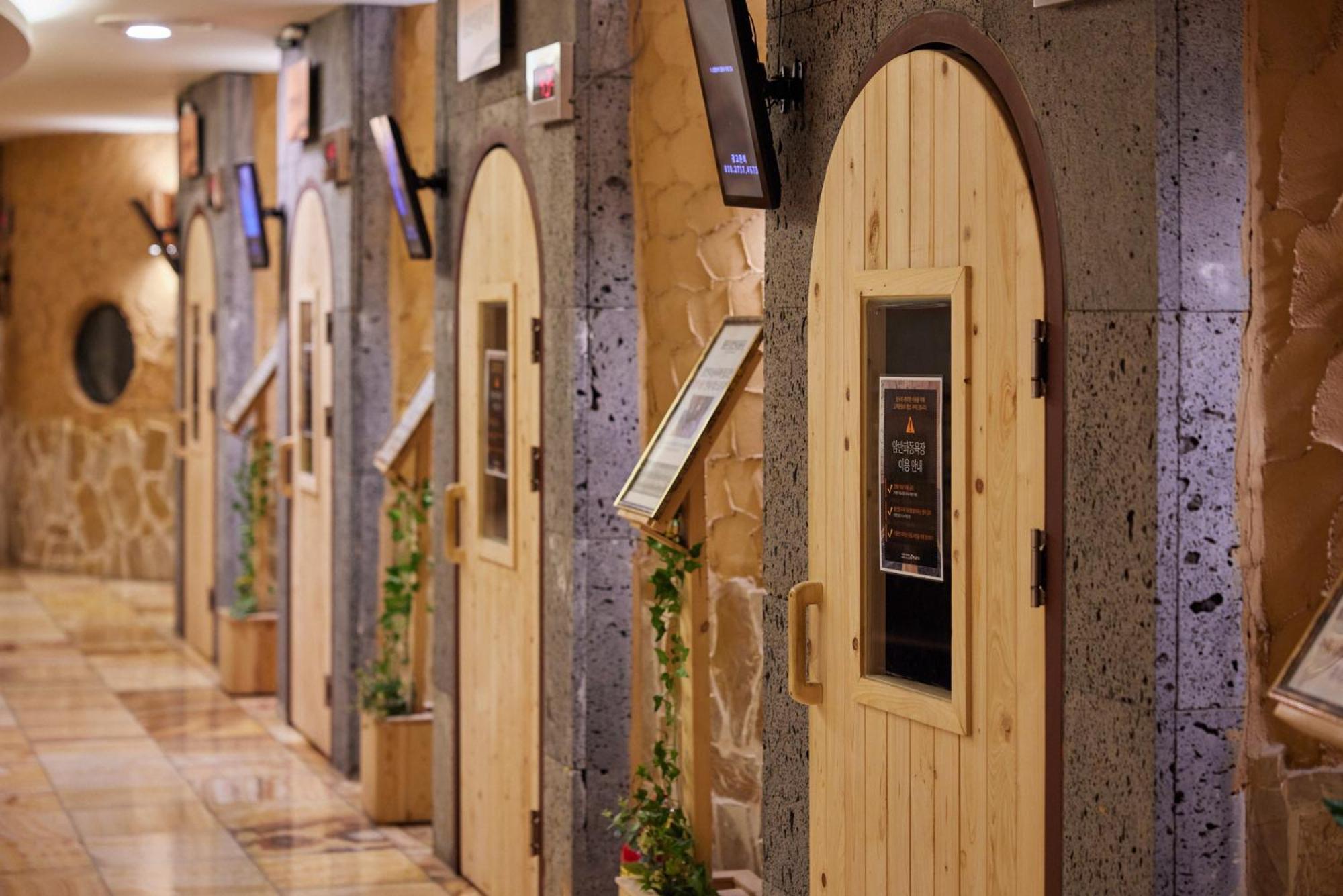 Osaek Greenyard Hotel Yangyang Exterior photo